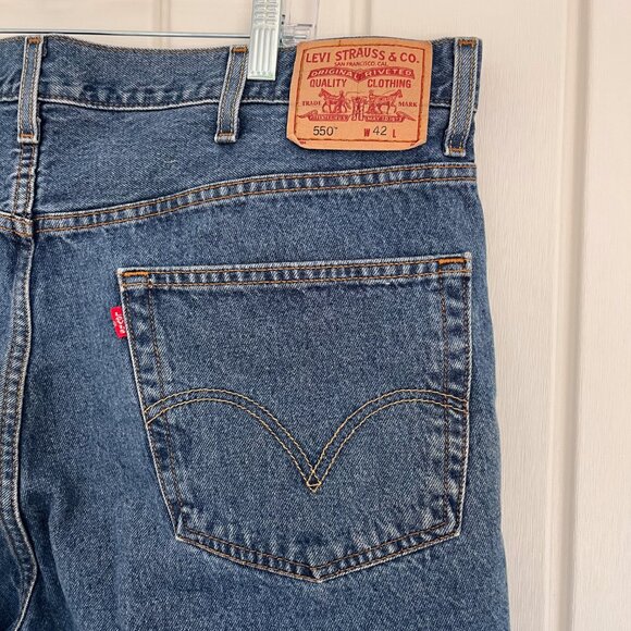 Levis 550 Relaxed Fit Denim Jean Shorts Dad Baggy Y2K Men 42 - Picture 5 of 7